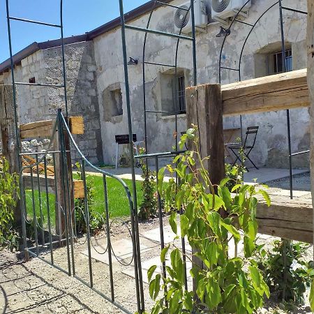 Gibbesi Country Farm Piccolo Cottage Naro Ngoại thất bức ảnh