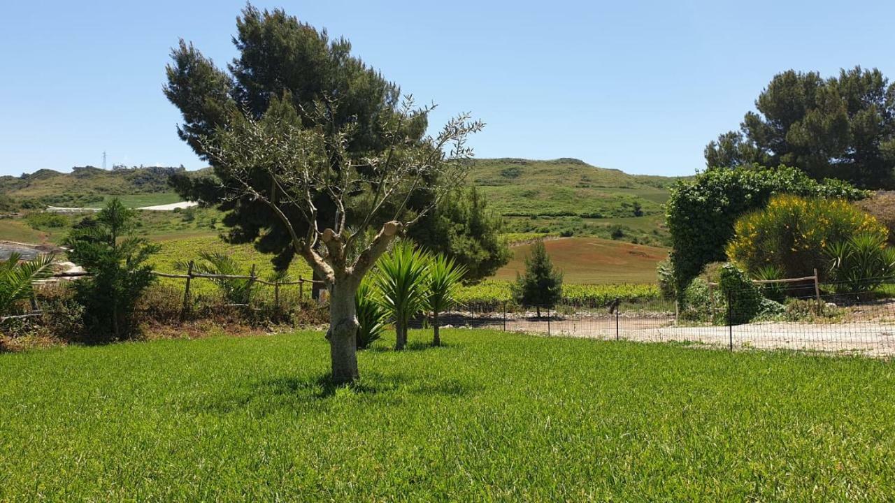 Gibbesi Country Farm Piccolo Cottage Naro Ngoại thất bức ảnh